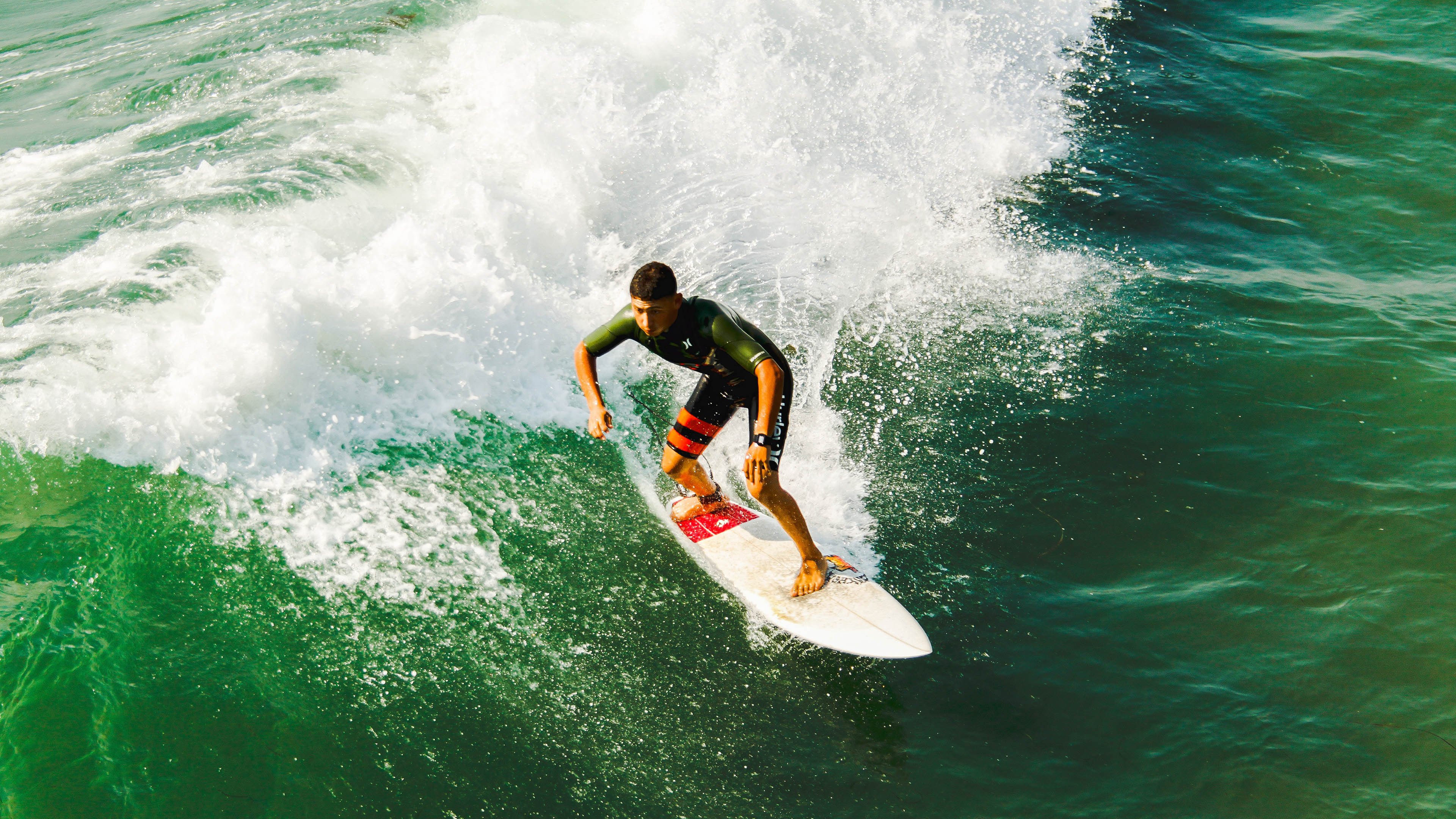 中国足球的球迷观赛体验提升方案实施方案，足球观看比赛